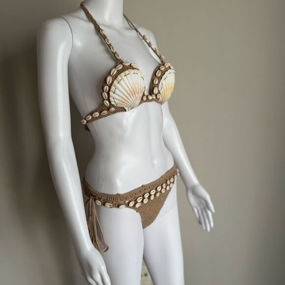 Coconut Girl Handmade Crotchet Sea Shell Bikini With Tassels Waikiki - Picture 2 of 4